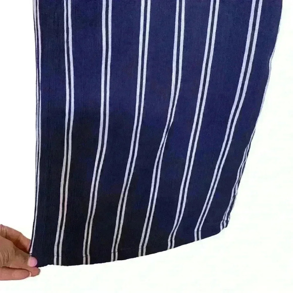 Derek Heart Striped Romper Size M - Picture 2 of 7